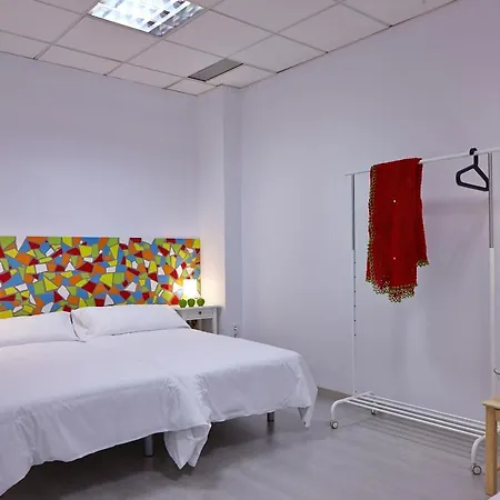 Pil Pil Hostel Bilbao-2